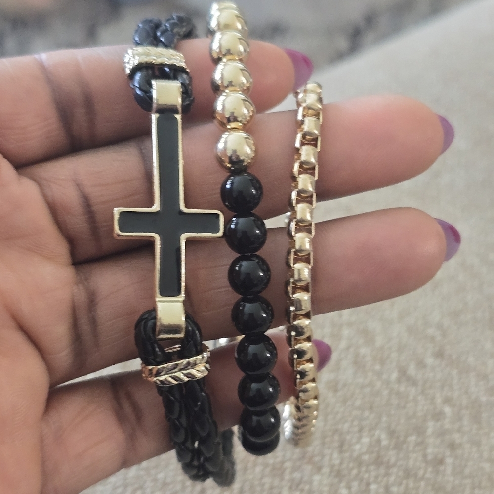 Macy's Black Gold Cross Bracelet Set Women New - Picture 6 of 7